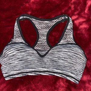 PINK VICTORIAS SECRET SPORTS BRA
